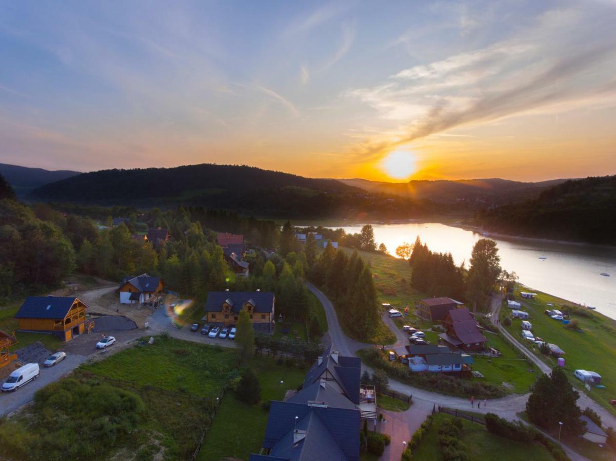 Bieszczadzka Zatoka Villa ซาโวซ ภายนอก รูปภาพ