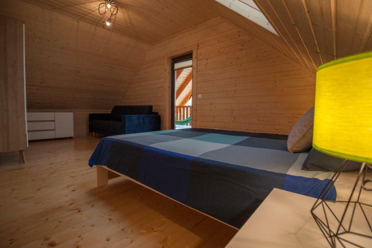 Bieszczadzka Zatoka Villa ซาโวซ ภายนอก รูปภาพ